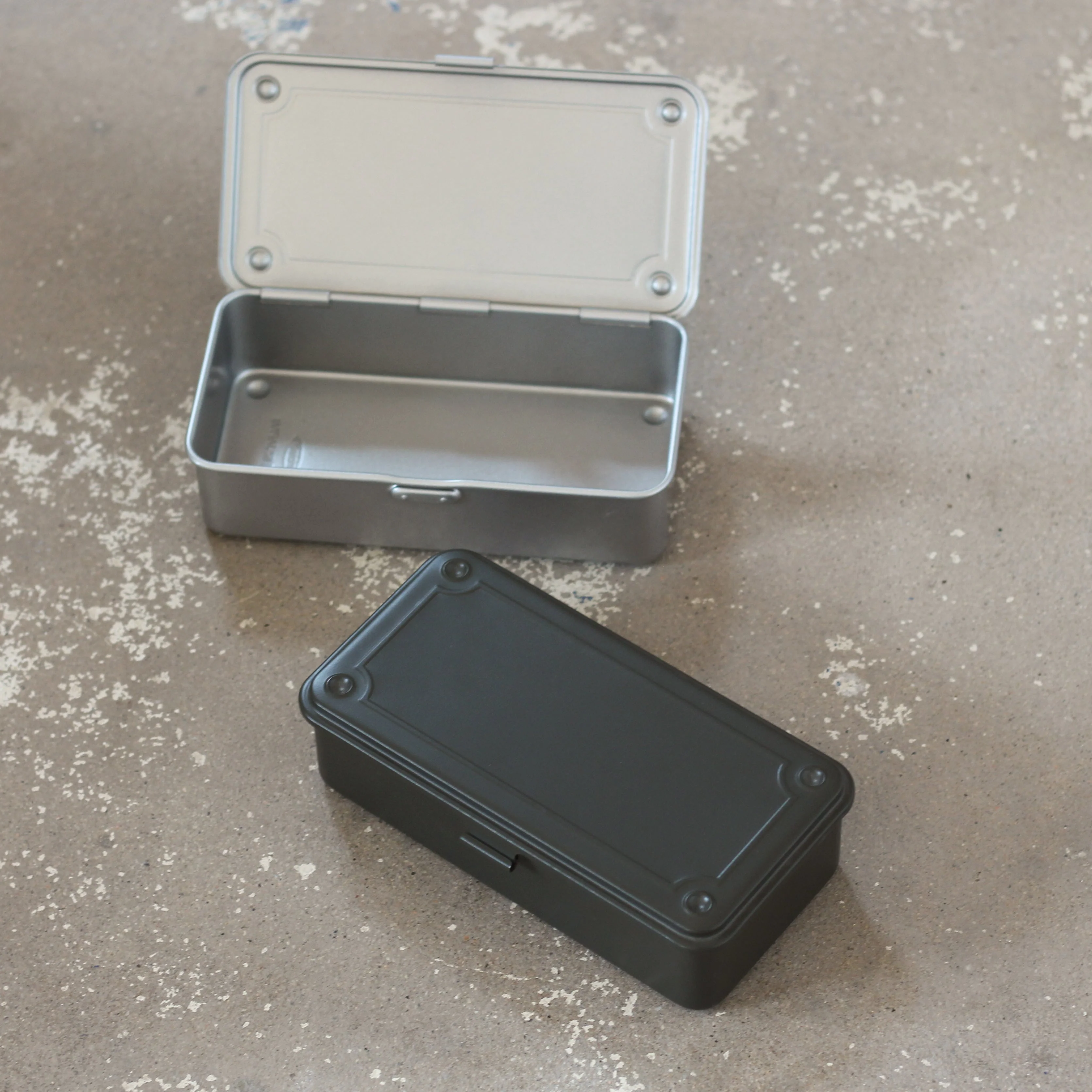 Metal Tool Box by Toyo T-190-Costa Mesa